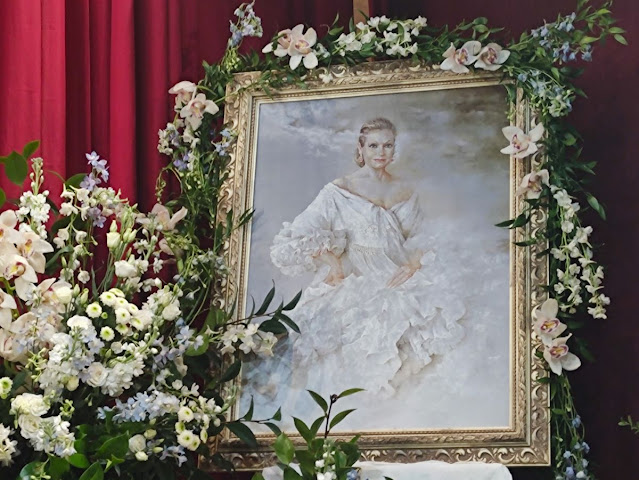 Adiós a Carmen Sevilla, en su funeral en la madrileña Iglesia de San Antón