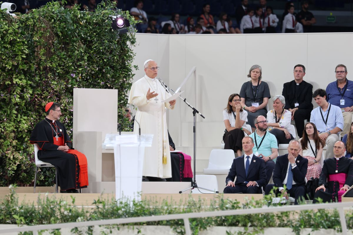 Encuentro de la Comunidad Diocesana de de Madrid con León XIV, en el Bernabéu